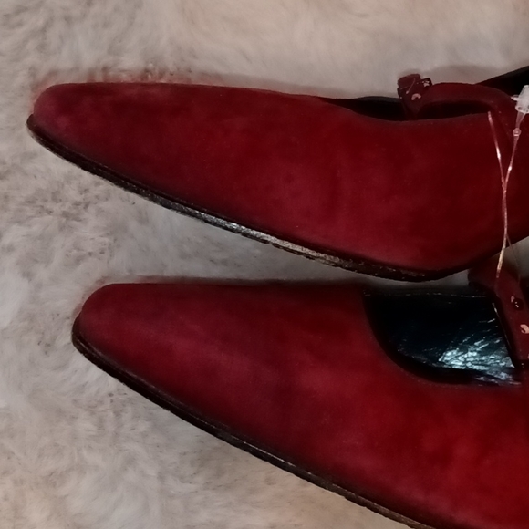 Stuart Weitzman shoes - Picture 8 of 10